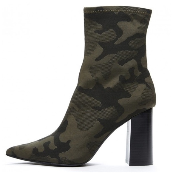 Jeffrey Campbell Camouflage Black Green Siren Boots/Booties 9 Pointed Toe Camo - Picture 1 of 10